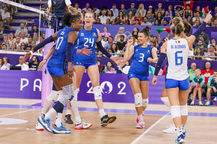 La Nazionale femminile italiana di pallavolo ai Giochi Olimpici di Parigi 2024 vince l'oro