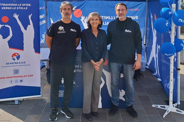 Sesto San Giovanni, Festa dello sport 2024: Claudia Giordani allo stand di Ad Astra